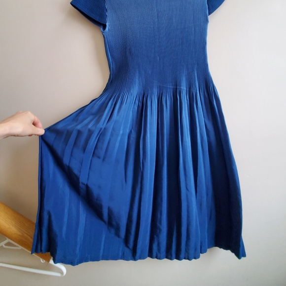 One size fits all stretchy dress, blue very flowy airy summer dress - Picture 5 of 6